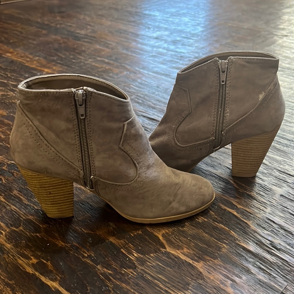 Suede Brown Boots 7.5 women